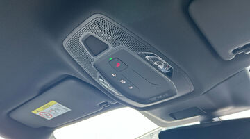 2025 Audi 2.0 TFSI S line S Tronic Euro 6 5-door (Red) - Image: 24