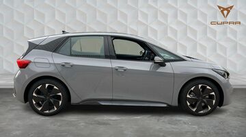 2025 CUPRA E-Boost 59kWh V1 Auto 5-door (Grey) - Image: 4
