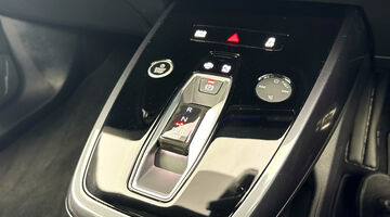 2025 Audi 45 Black Edition Sportback Auto quattro 5-door 82kWh (Blue) - Image: 13