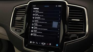 2024 Volvo 2.0h T8 18.8kWh Ultra Dark Auto 4WD Euro 6 5-door (Blue) - Image: 35