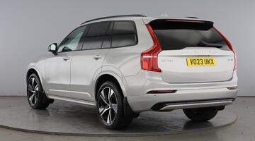 2023 Volvo 2.0 B5 MHEV Plus Auto 4WD Euro 6 5-door (Silver) - Image: 3