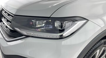 2023 Volkswagen 1.0 TSI Black Edition Euro 6 5-door (White) - Image: 35