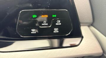 2020 Volkswagen 1.0 TSI Life Euro 6 5-door (Grey) - Image: 19