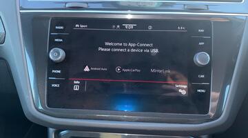 2022 Volkswagen 2.0 TDI R-Line DSG Euro 6 5-door (Blue) - Image: 28