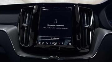 2024 Volvo 2.0h T8 18.8kWh Ultra Black Edition Auto Euro 6 5-door (Black) - Image: 38