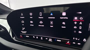 2025 Audi 2.0 TFSI S line Saloon S Tronic Euro 6 5-door (Black) - Image: 18