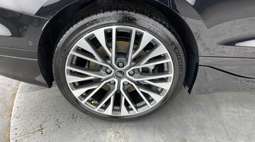 2025 Audi 100kWh S line Auto quattro 5-door (Black) - Image: 26