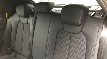 2022 Audi 1.0 TFSI 30 Black Edition Sportback Euro 6 5-door (Yellow) - Image: 18