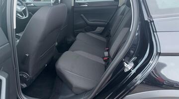 2024 Volkswagen 1.0 TSI Life DSG Euro 6 5-door (Black) - Image: 14