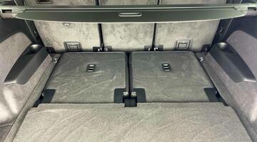 2025 Audi 4.0 TFSI V8 Black Edition Tiptronic quattro Euro 6 5-door (Black) - Image: 34