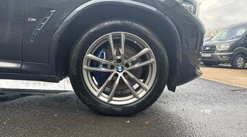 2022 BMW 2.0 30e 12kWh M Sport Auto xDrive Euro 6 5-door (Grey) - Image: 5