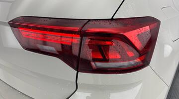 2022 Volkswagen 1.0 TSI Life Euro 6 5-door (Grey) - Image: 28