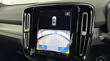 2025 Volvo 2.0 B3 MHEV Plus DCT Auto Euro 6 5-door (Brown) - Image: 29