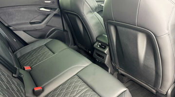 2025 Audi 100kWh S Edition 1 Sportback Auto quattro 5-door (Grey) - Image: 29