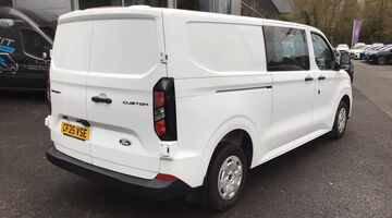 2025 Ford 2.0 320 EcoBlue Trend Crew Van LH1 Euro 6 5-door (White) - Image: 22