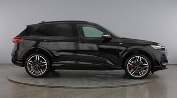 2025 Audi 2.0 TDI Edition 1 S Tronic quattro Euro 6 5-door (Black) - Image: 4