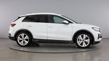 2025 Audi 45 S line Auto 5-door 82kWh (White) - Image: 4