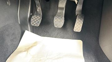 2024 Volkswagen 1.0 TSI Life Euro 6 5-door (Grey) - Image: 23