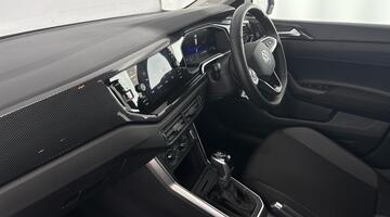 2025 Volkswagen 1.0 TSI Match DSG Euro 6 5-door (Grey) - Image: 2