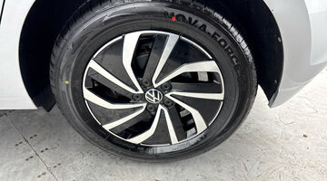 2023 Volkswagen 1.0 TSI Life DSG Euro 6 5-door (Silver) - Image: 30