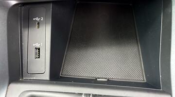 2019 Audi TFSI CoD 35 S line Euro 6 5-door (Red) - Image: 7