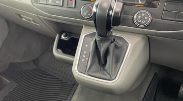 2020 Volkswagen 2.0 TDI Coast DSG Euro 6 4-door (Multicolour) - Image: 40