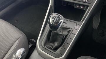 2023 Volkswagen 1.0 EVO Life Euro 6 5-door (Black) - Image: 13