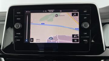 2022 Volkswagen TSI R-Line DSG Euro 6 5-door (Red) - Image: 13