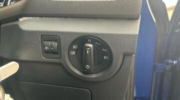 2022 Volkswagen 1.0 TSI Active Euro 6 5-door (Blue) - Image: 29