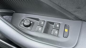 2025 Volkswagen ETSI MHEV R-Line DSG Euro 6 5-door (Grey) - Image: 20