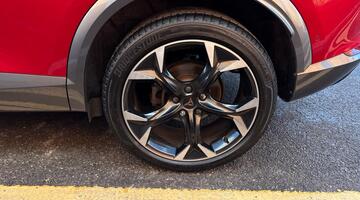 2024 CUPRA TSI V2 DSG Euro 6 5-door (Red) - Image: 26