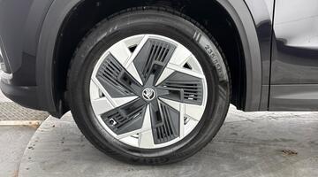 2024 Škoda 2.0 TDI SE DSG Euro 6 5-door (7 Seat) (Black) - Image: 5