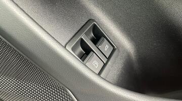 2025 Audi 2.0 e-hybrid5.9kWh Edition 1 S Tronic quattro Euro 6 5-door (Green) - Image: 20