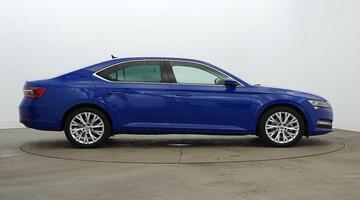 2023 Škoda 2.0 TDI SE L DSG Euro 6 5-door (Blue) - Image: 4