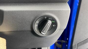 2019 Volkswagen TDI SEL Euro 6 5-door (Blue) - Image: 23