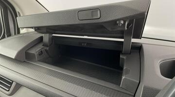 2025 Volkswagen 2.0 TDI T3Commerce Plus FWD SWB Euro 6 5-door (Grey) - Image: 22