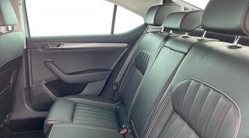 2023 Škoda 2.0 TDI SE L DSG Euro 6 5-door (Silver) - Image: 35