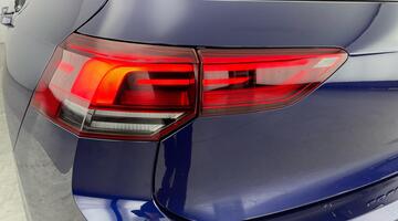 2024 Volkswagen 2.0 TDI R-Line DSG Euro 6 5-door (Blue) - Image: 33