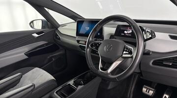 2022 Volkswagen Pro Performance 58kWh Family Auto 5-door (Multicolour) - Image: 6