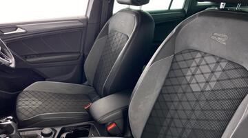 2020 Volkswagen 2.0 TDI R-Line DSG 4Motion Euro 6 5-door (Silver) - Image: 35