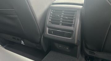 2026 Volkswagen 2.0 TSI R DSG 4Motion Euro 6 5-door (Blue) - Image: 22