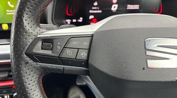 2024 SEAT TSI FR DSG Euro 6 5-door (Red) - Image: 34