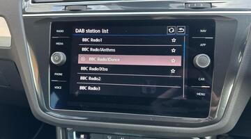 2020 Volkswagen 2.0 TDI Match 4Motion Euro 6 5-door (Grey) - Image: 40