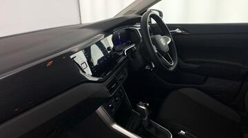 2025 Volkswagen 1.0 TSI Match DSG Euro 6 5-door (Silver) - Image: 2