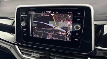 2025 Volkswagen TSI R-Line DSG Euro 6 5-door (Black) - Image: 15