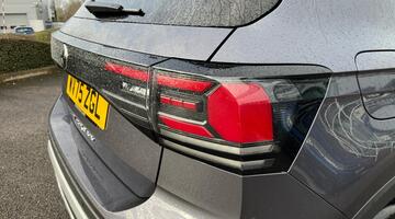 2025 Volkswagen 1.0 TSI Match Euro 6 5-door (Grey) - Image: 37