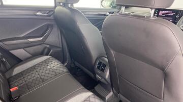 2025 Volkswagen TSI R-Line Euro 6 5-door (Silver) - Image: 14