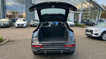 2022 Audi 2.0 TDI 40 Sport Sportback S Tronic quattro Euro 6 5-door (Black) - Image: 19