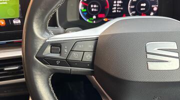 2022 SEAT EHybrid 12.8kWh XCELLENCE Lux DSG Euro 6 5-door (Grey) - Image: 30