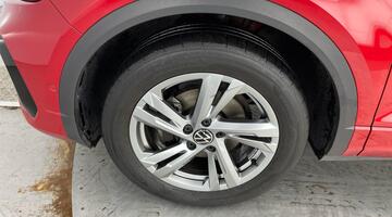 2022 Volkswagen TSI R-Line DSG Euro 6 5-door (Red) - Image: 38